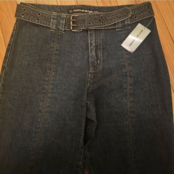DKNY FLARED BOOT CUT VINTAGE JEANS W/ TAGS STILL ON - Picture 6 of 6